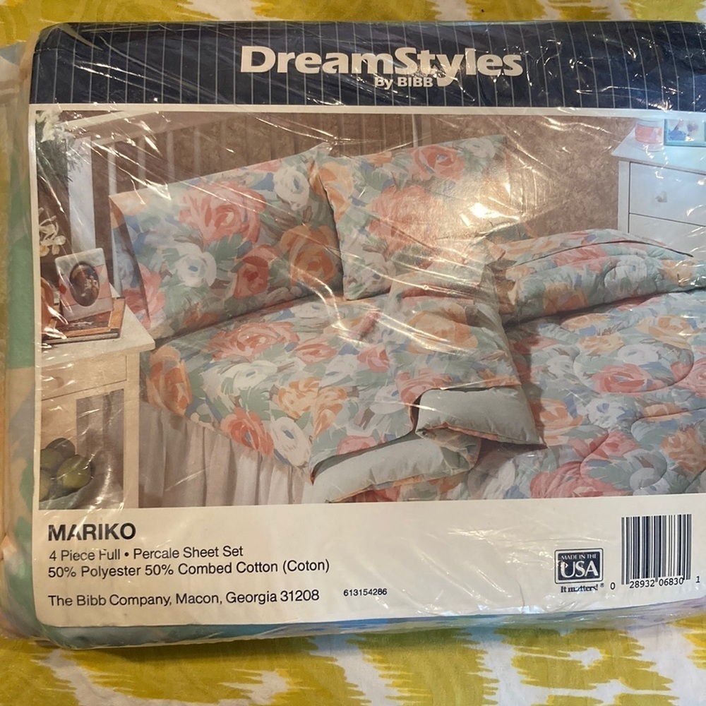 NWT 1980’s Mariko dream styles by Bibb 4 piece full‎ set. 410